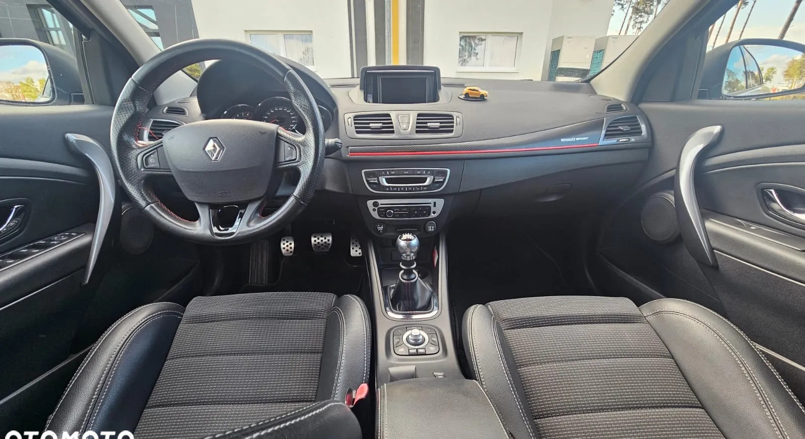 Renault Megane cena 48800 przebieg: 174700, rok produkcji 2013 z Tuczno małe 211